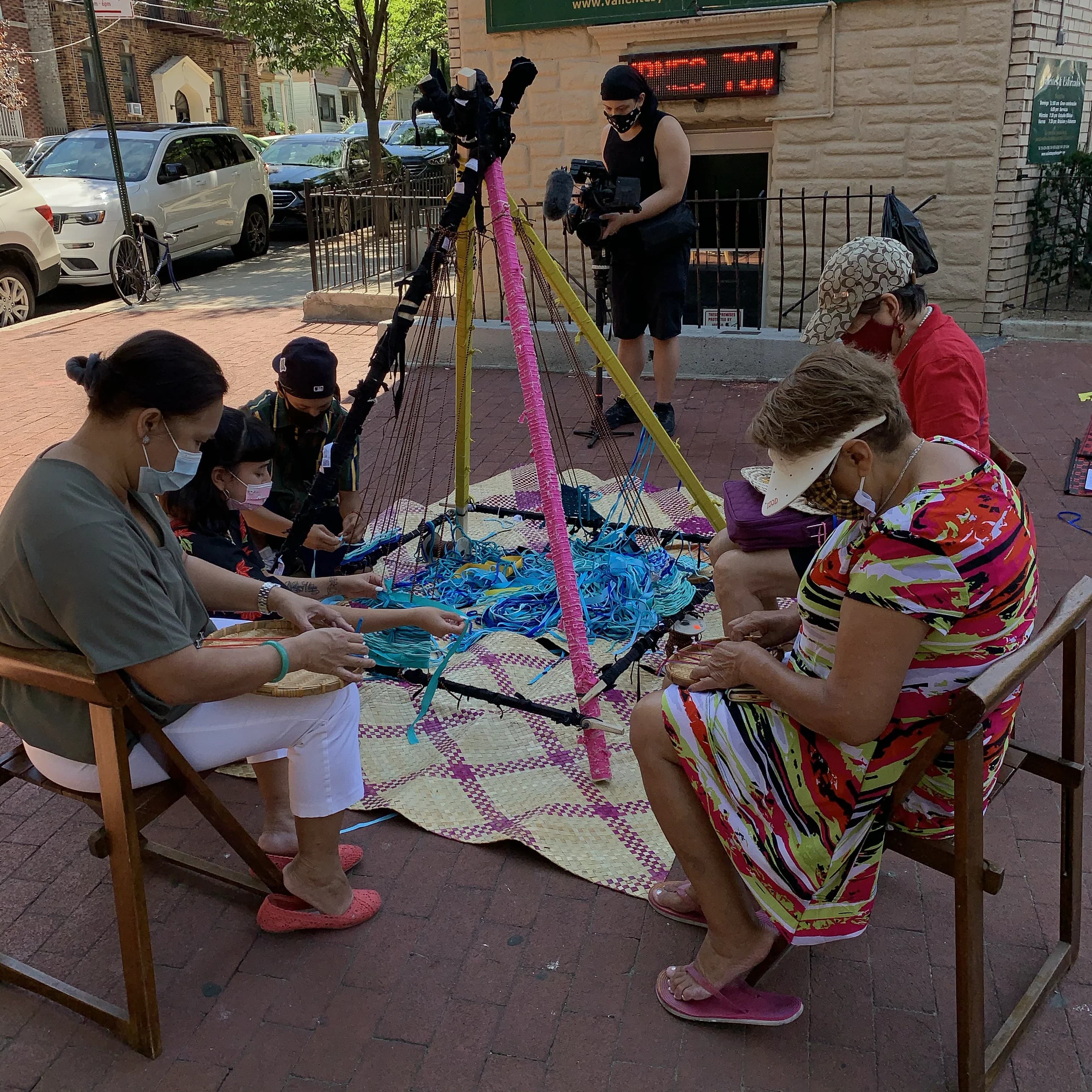 Little Manila weaving participants